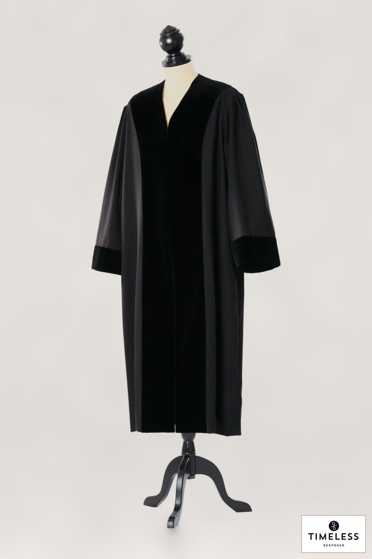 Staatsanwaltsrobe – Silver Wool / Gold Silk – Originalfoto mit Stofflogo